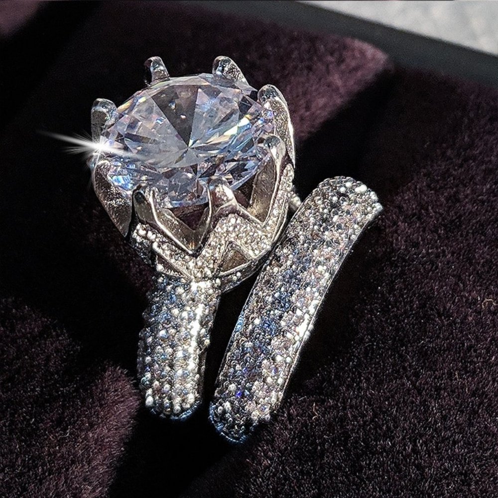 NEW Luxury 925 Sterling Silver Diamond Ring Set - Picture 3 of 5